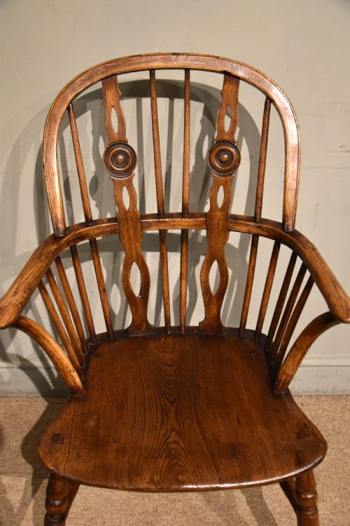 19TH CENTURY ASH AND ELM WINDSOR ARMCHAIR - ADDITIONAL PHOTO 3