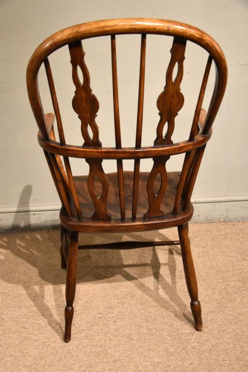 19TH CENTURY ASH AND ELM WINDSOR ARMCHAIR - ADDITIONAL PHOTO 5