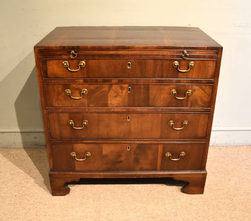 GEORGE III VIRGINIA WALNUT VENEERED CHEST OF DRAWERS - ADDITIONAL PHOTO 2