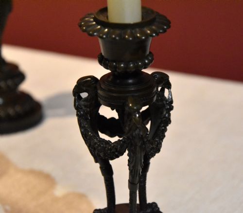 PAIR OF ENGLISH REGENCY BRONZE CANDLESTICKS - ADDITIONAL PHOTO 4
