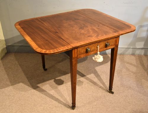 18th century mahogany and satinwood pembroke table - CATEGORY: ANTIQUE TABLES - DATED 18TH CENTURY