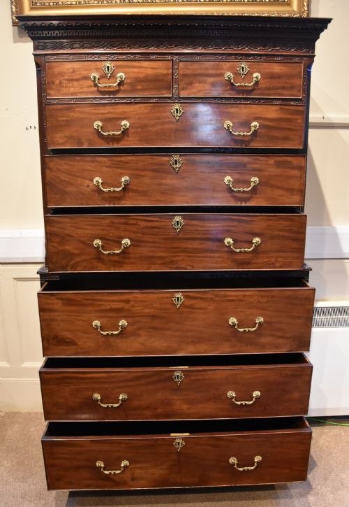 18TH CENTURY CARVED MAHOGANY CHEST ON CHEST - ADDITIONAL PHOTO 2