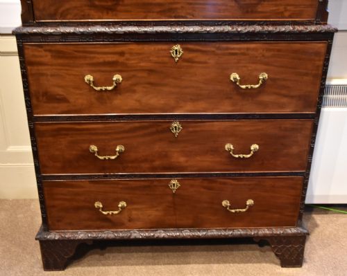 18TH CENTURY CARVED MAHOGANY CHEST ON CHEST - ADDITIONAL PHOTO 7