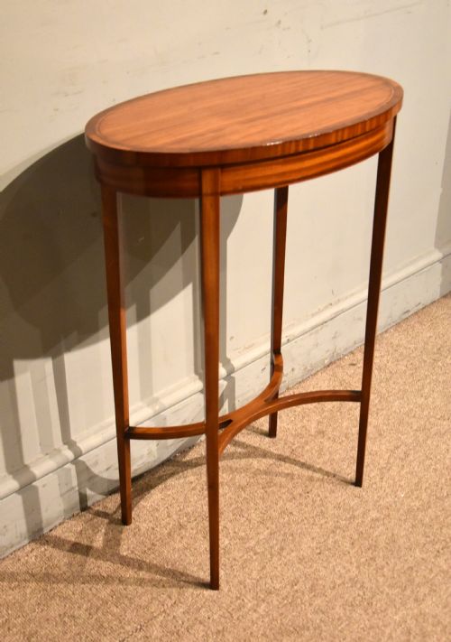 SHERATON REVIVAL OCCASIONAL TABLE IN SATINWOOD - ADDITIONAL PHOTO 2