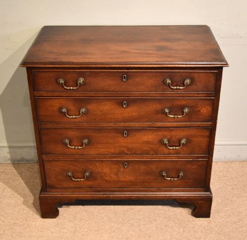 GEORGE III SMALL CHEST OF DRAWERS - ADDITIONAL PHOTO 1