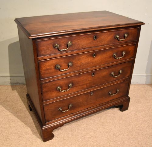 GEORGE III SMALL CHEST OF DRAWERS - ADDITIONAL PHOTO 6