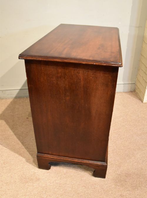 GEORGE III SMALL CHEST OF DRAWERS - ADDITIONAL PHOTO 7