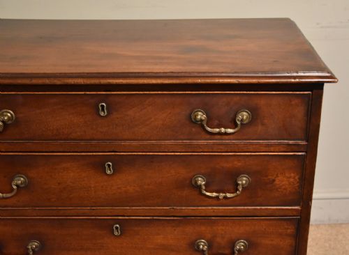 GEORGE III SMALL CHEST OF DRAWERS - ADDITIONAL PHOTO 9