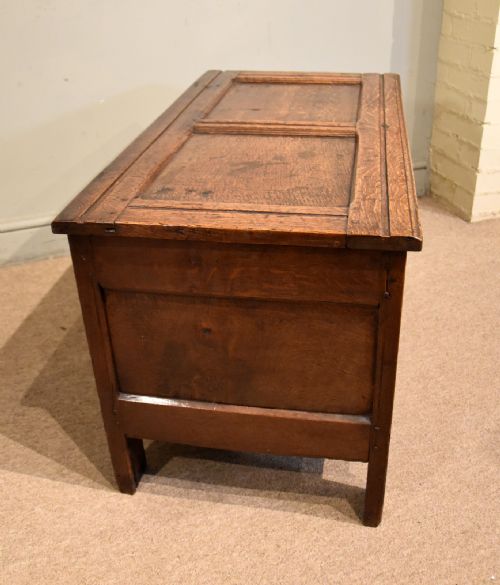 LATE 17TH CENTURY OAK PANEL COFFER - ADDITIONAL PHOTO 6