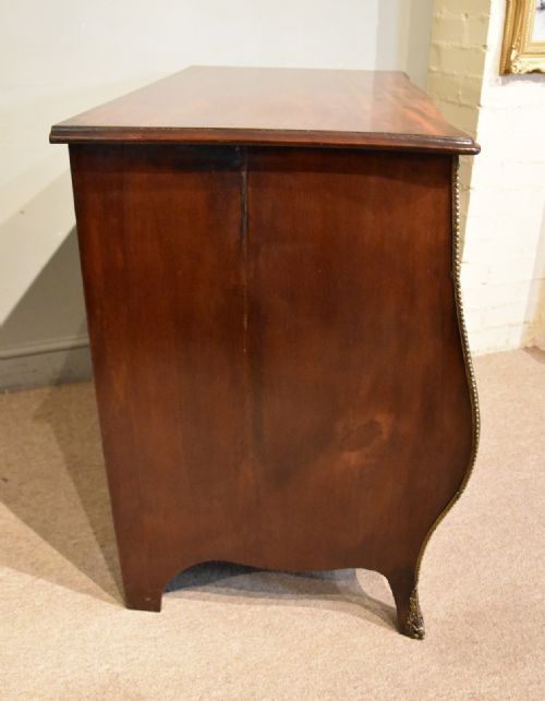18TH CENTURY DUTCH MAHOGANY BOMBE CHEST - ADDITIONAL PHOTO 6