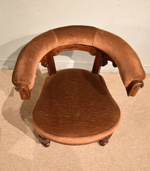 MID 19TH CENTURY WALNUT LIBRARY CHAIR - ADDITIONAL PHOTO 5