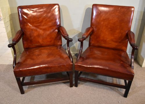 GEORGE III STYLE MAHOGANY GAINSBOROUGH ARMCHAIRS - ADDITIONAL PHOTO 1