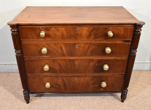 REGENCY PERIOD MAHOGANY CHEST OF DRAWERS