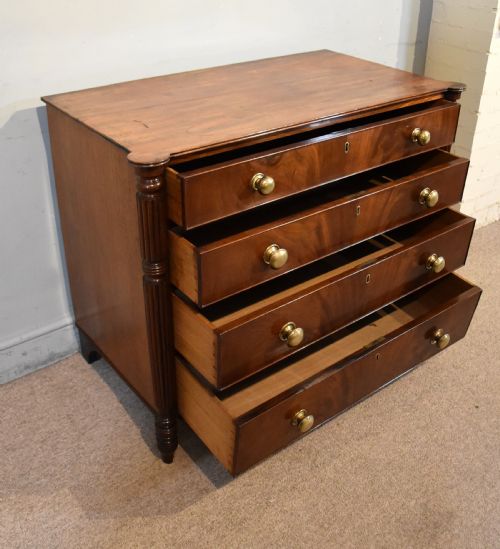 REGENCY PERIOD MAHOGANY CHEST OF DRAWERS - ADDITIONAL PHOTO 4