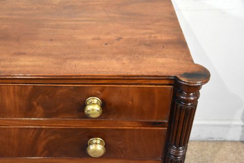 REGENCY PERIOD MAHOGANY CHEST OF DRAWERS - ADDITIONAL PHOTO 6
