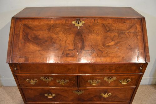 GEORGE II WALNUT VENEERED BUREAU CHEST - ADDITIONAL PHOTO 2