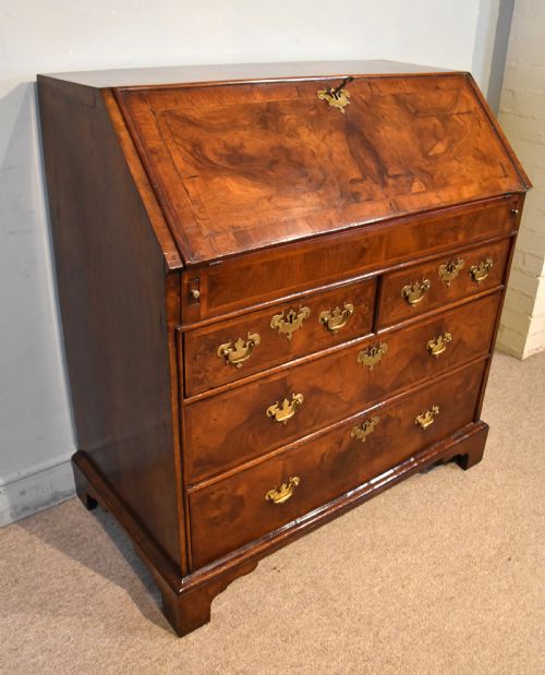 GEORGE II WALNUT VENEERED BUREAU CHEST - ADDITIONAL PHOTO 6