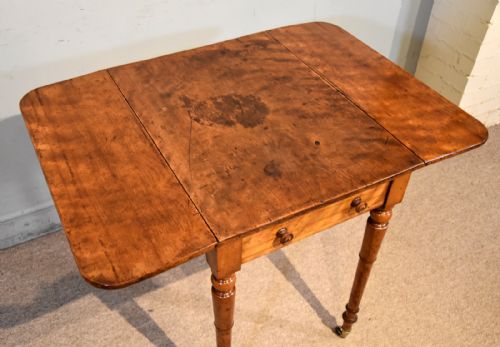 SATIN BIRCH 19TH CENTURY PEMBROKE TABLE JOHNSTONE AND JEANES - ADDITIONAL PHOTO 7