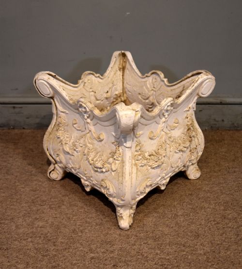 19TH CENTURY COALBROOKDALE CAST IRON PLANTER