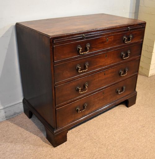 18TH CENTURY MAHOGANY CHEST OF DRAWERS - ADDITIONAL PHOTO 4