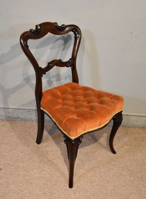 SET OF EIGHT 19TH CENTURY ROSEWOOD CHAIRS - ADDITIONAL PHOTO 4