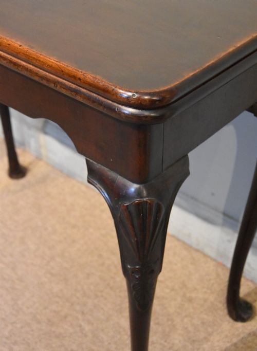 GOOD GEORGE III IRISH MAHOGANY CARD TABLE - ADDITIONAL PHOTO 3