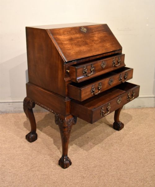 DIMINUTIVE GEORGE II CUBAN MAHOGANY BUREAU ON STAND - ADDITIONAL PHOTO 8