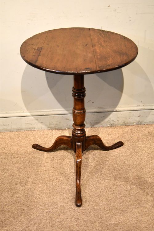 18th Century Oak Tripod / Lamp Wine Table