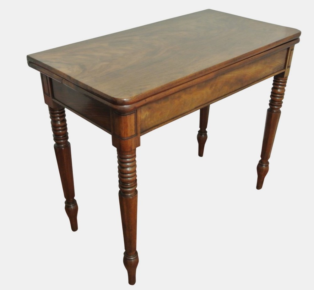 Beautifully Figured Flame Mahogany Tea Table 