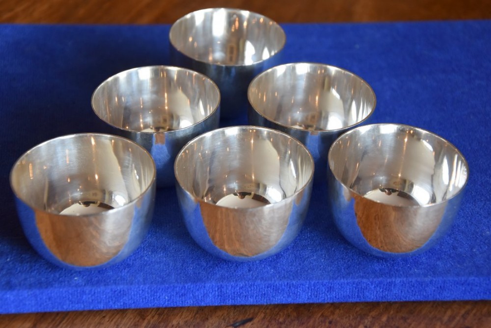 Set of Six Tumbler cups London 