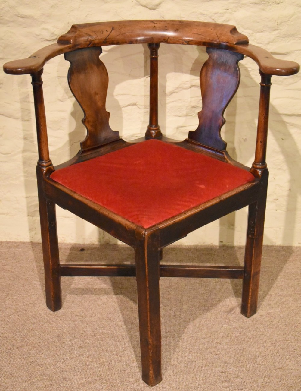 An Early George III Walnut Corner Chair