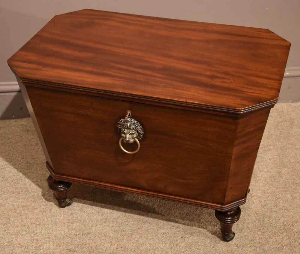 A Regency Mahogany Cellarette