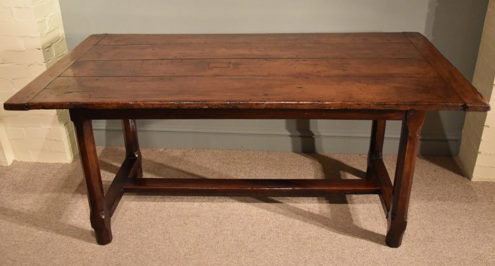 A Handsome 18th Century Oak Farmhouse Dining Table 