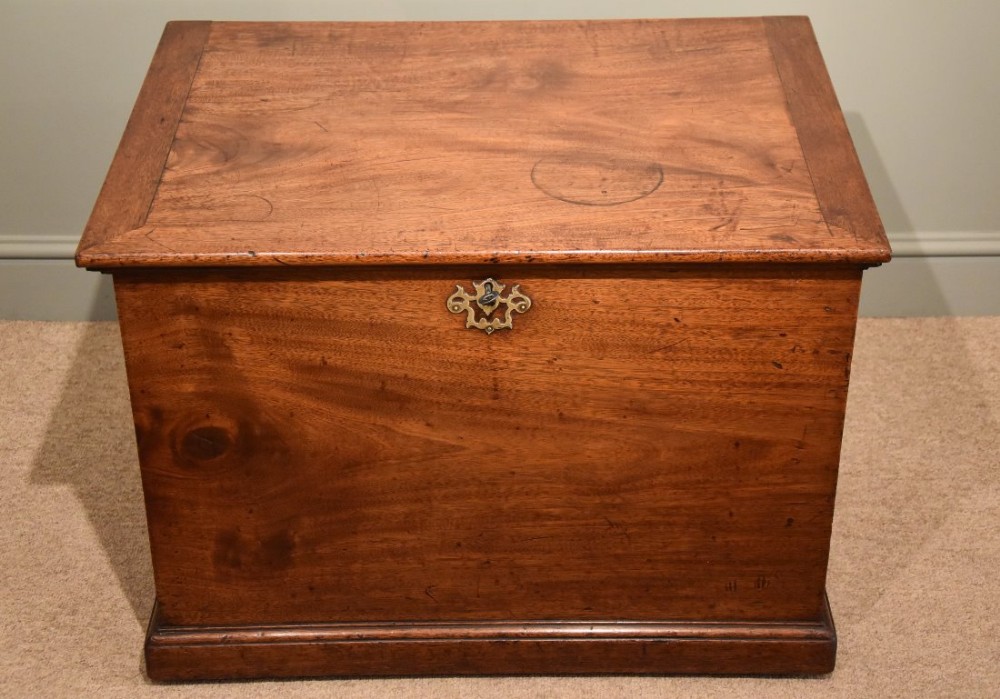 Early 19th Century Mahogany Blanket Box 