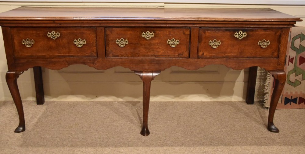 An Elegant Early 19th Century Oak Dresser