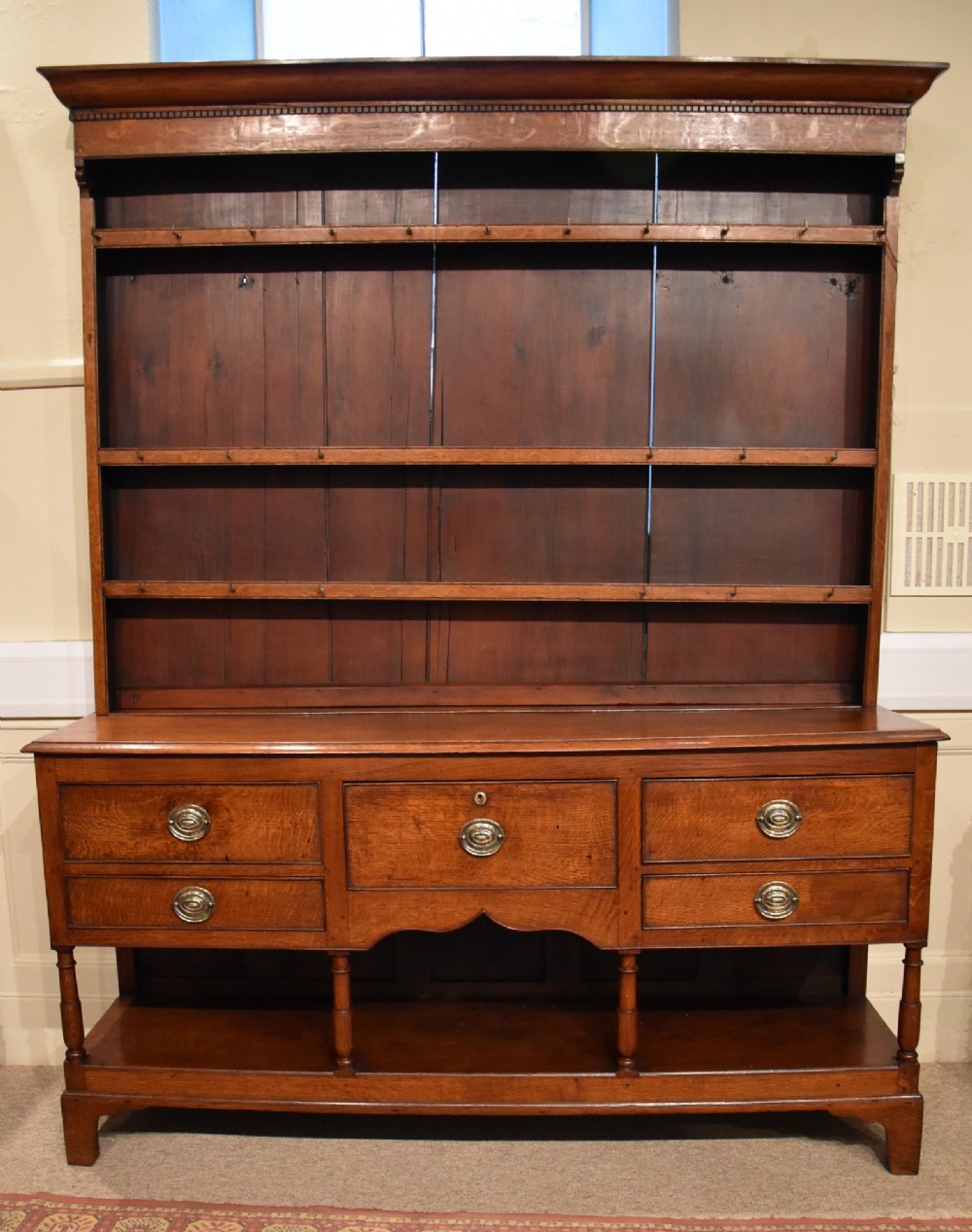 A Good Oak Pot Board Dresser 