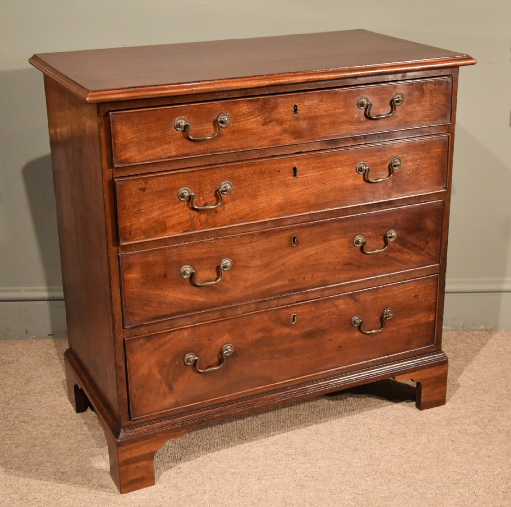 An Elegant George III Mahogany Small Chest of Drawers