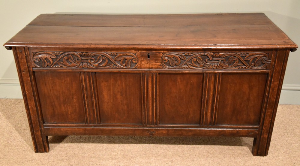 A Good Early 18th Century Oak Coffer 