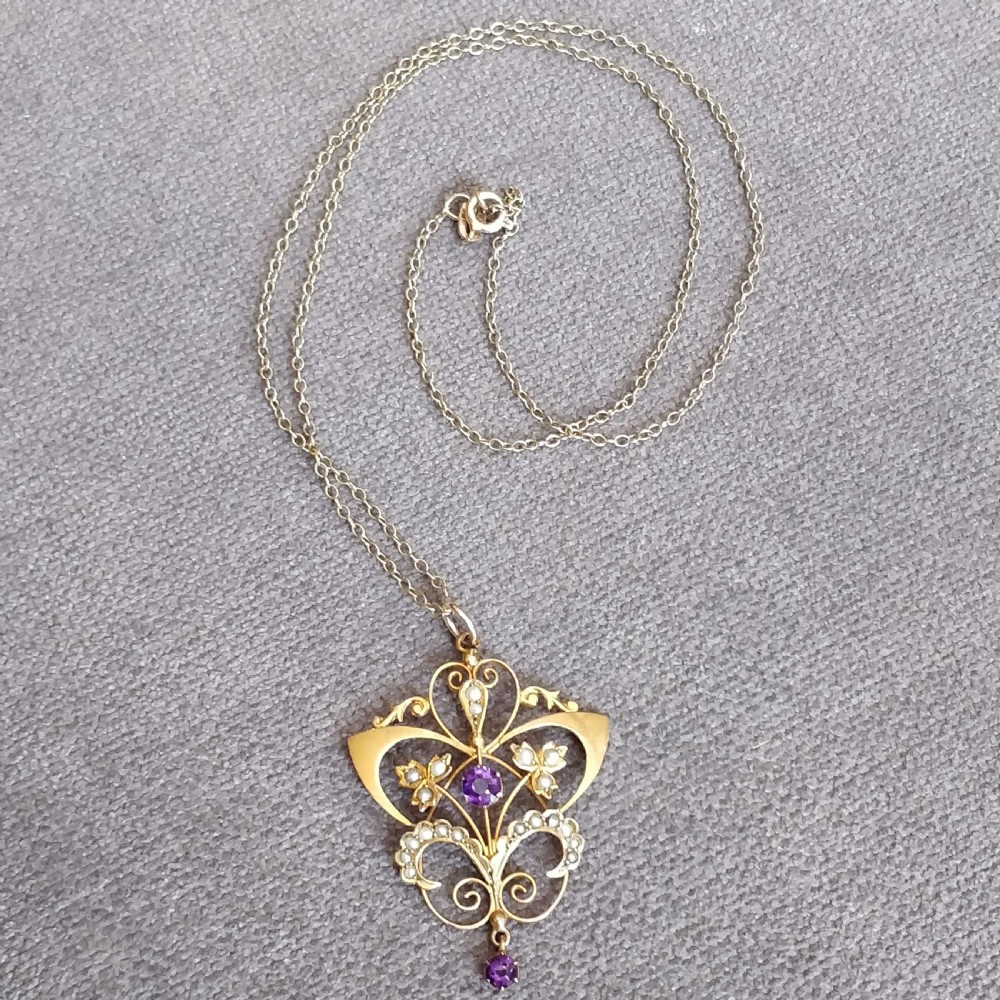Victorian Art Nouveau 9ct Gold Pendant View VI