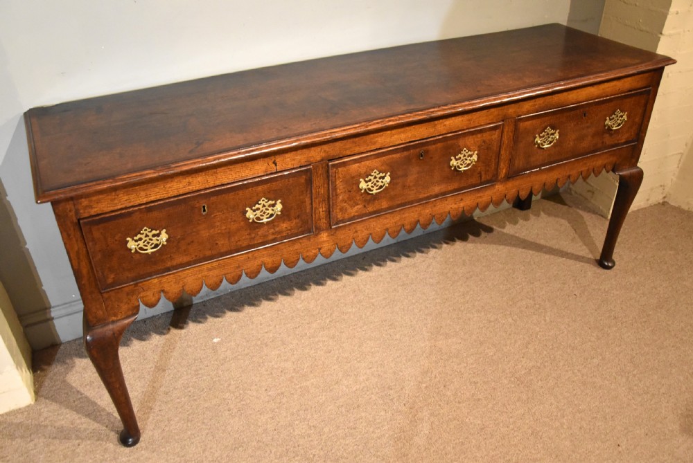 George II Oak Dresser With Scalloped Edge View V