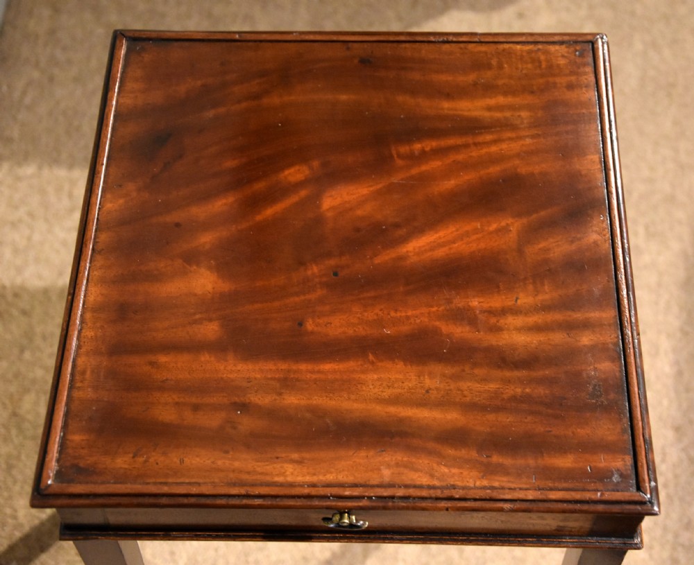 George III Chippendale period Urn Stand  View VII