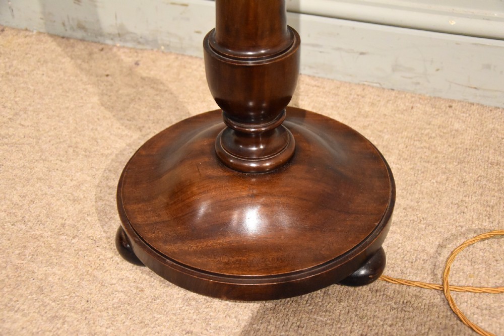 Victorian Mahogany Candle Stand / Lamp Table View V