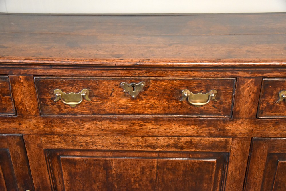  George III Oak Dressr Base with Cupboards View V