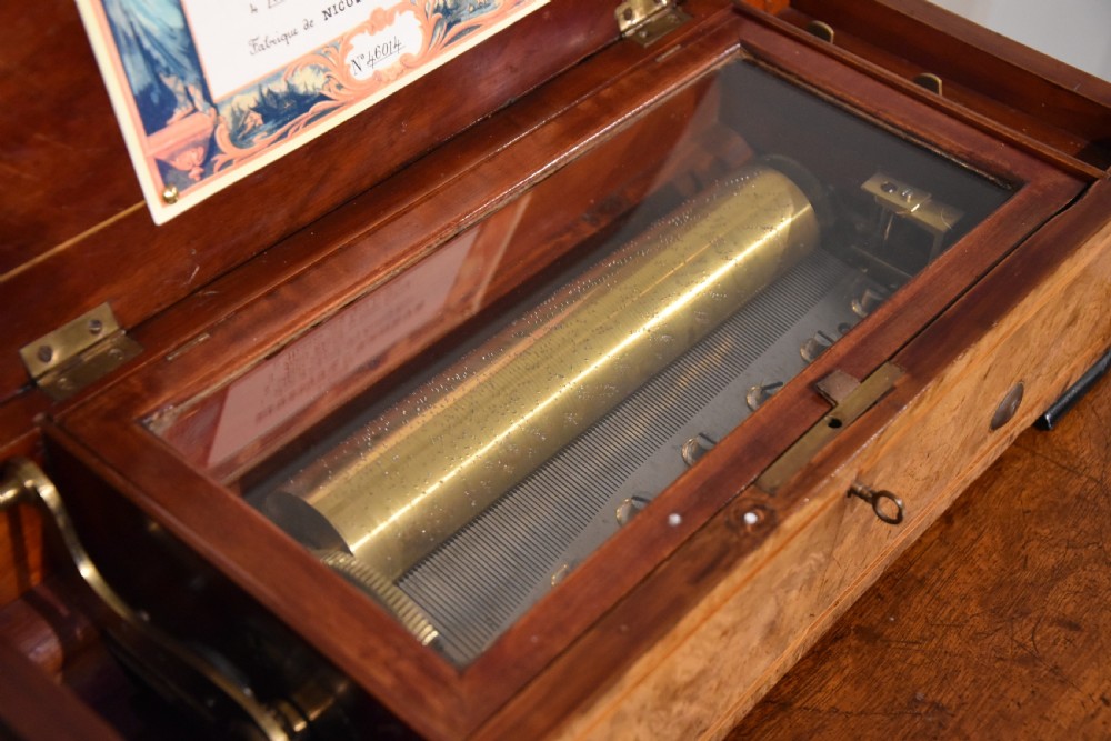 Four Air Music Box by Nicole Freres View IV