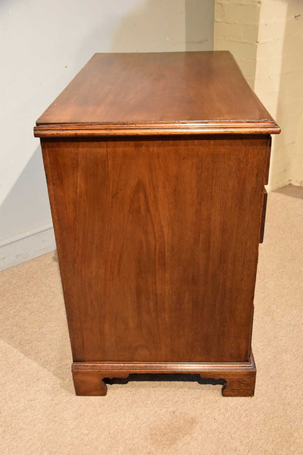 George III Mahogany Chest of Drawers View VIII