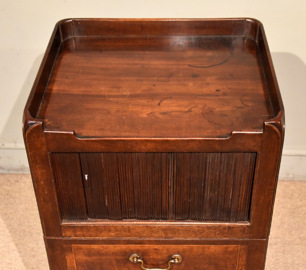 18th Century Mahogany Bedside Cupboard View V