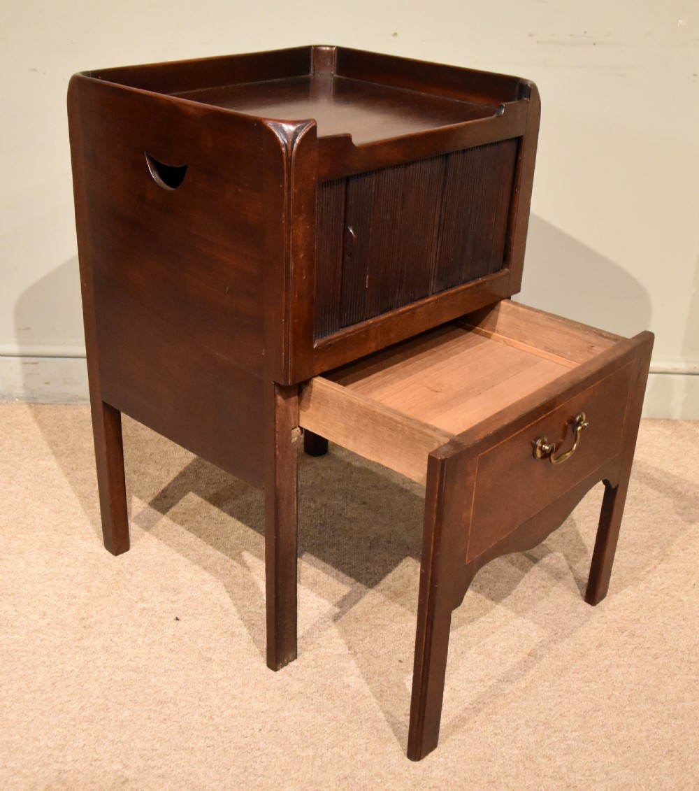 18th Century Mahogany Bedside Cupboard View VII