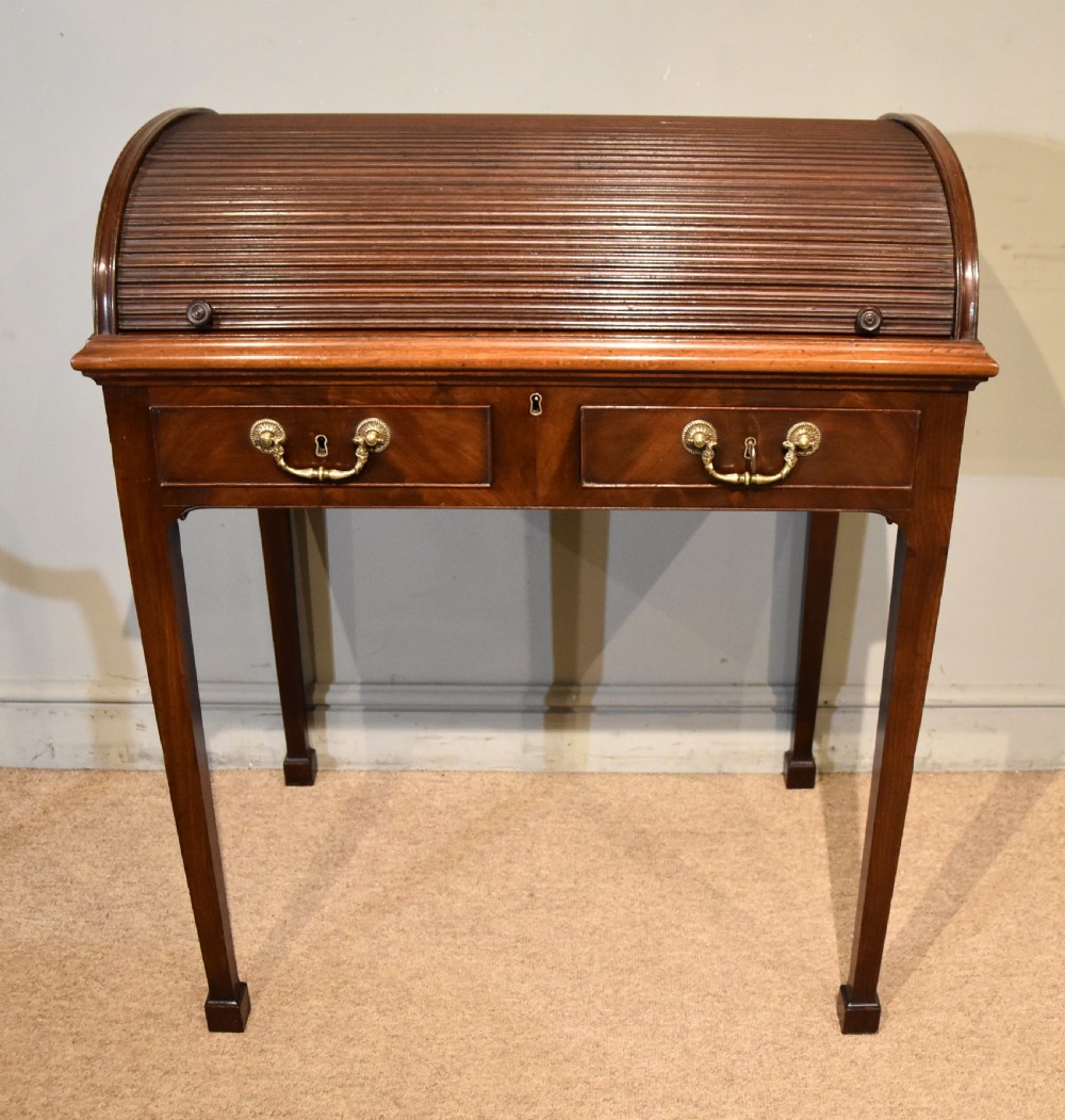 18th Century Chippendale Period Mahogany Writing Desk