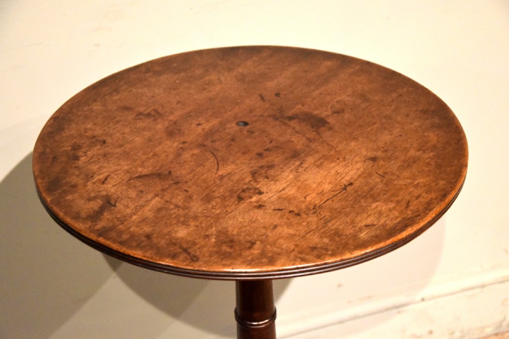 Regency period mahogany tilting lamp /wine table View III