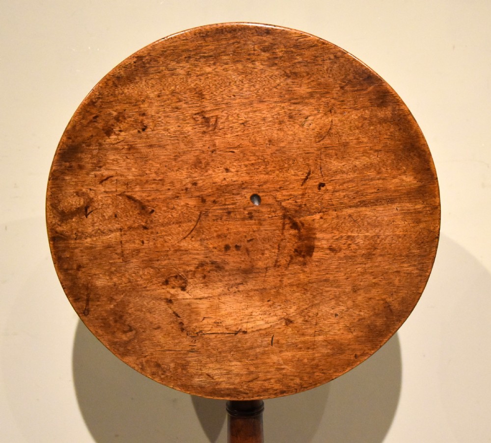 Regency period mahogany tilting lamp /wine table View VI